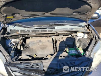 Zdjęcie 12 z 13 samochodu: 2015 TOYOTA SIENNA L 7-PASSENGER VIN:5TDZK3DC0FS596157 - miniatura