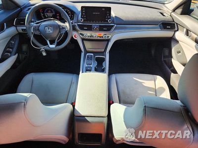 Zdjęcie 8 z 12 samochodu: 2018 HONDA ACCORD HYBRID VIN:1HGCV3F19JA015366 - miniatura