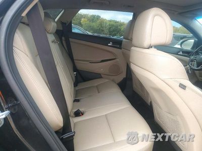 Zdjęcie 10 z 12 samochodu: 2018 HYUNDAI TUCSON LIMITED VIN:KM8J3CA28JU724652 - miniatura