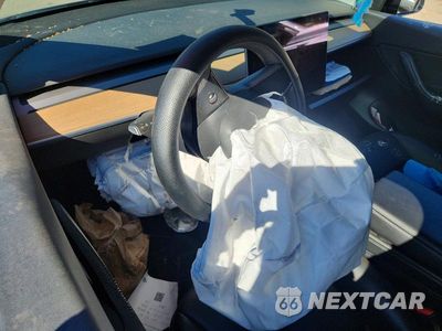 Zdjęcie 8 z 12 samochodu: 2022 TESLA MODEL Y VIN:7SAYGDEEXNF430026 - miniatura