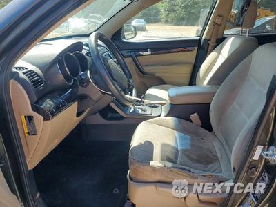 Zdjęcie 7 z 13 samochodu: 2012 KIA SORENTO LX VIN:5XYKTDA28CG224381 - miniatura