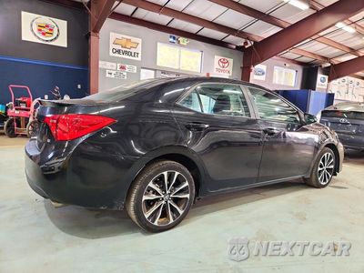 Trzecie zdjęcie samochodu z tyłu: 2017 TOYOTA COROLLA SE VIN:2T1BURHE3HC781860 - miniatura