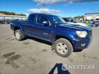 Czwarte zdjęcie samochodu z boku: 2012 TOYOTA TACOMA V6 VIN:5TFUU4EN1CX047535 - miniatura