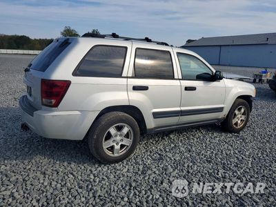 Trzecie zdjęcie samochodu z tyłu: 2006 JEEP GRAND CHEROKEE LAREDO VIN:1J4GR48K06C201240 - miniatura