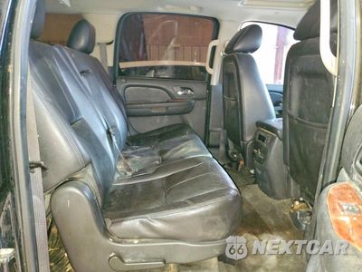 Zdjęcie 11 z 13 samochodu: 2013 CHEVROLET SUBURBAN K1500 LT VIN:1GNSKJE71DR135169 - miniatura