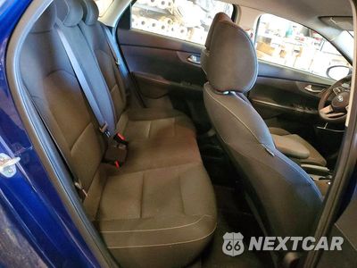 Zdjęcie 10 z 12 samochodu: 2019 KIA FORTE LXS VIN:3KPF24AD3KE006334 - miniatura