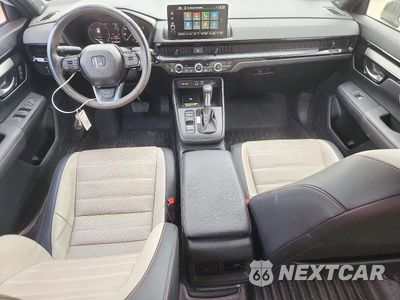 Zdjęcie 8 z 12 samochodu: 2024 HONDA CR-V SPORT TOURING VIN:7FARS6H91RE014709 - miniatura