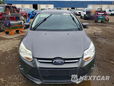 Piąte zdjęcie samochodu w środku: 2013 FORD FOCUS SE VIN:1FADP3K27DL112804 - miniatura
