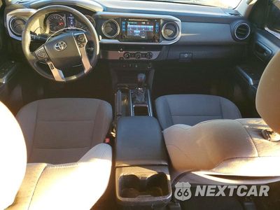 Zdjęcie 8 z 12 samochodu: 2017 TOYOTA TACOMA SR5 V6 VIN:3TMAZ5CN4HM050391 - miniatura