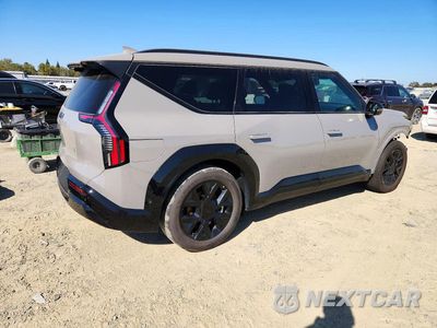 Trzecie zdjęcie samochodu z tyłu: 2026 KIA EV9 LAND VIN:5XYADFS55TG017492 - miniatura