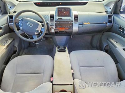 Zdjęcie 8 z 12 samochodu: 2008 TOYOTA PRIUS BASE VIN:JTDKB20UX83348769 - miniatura