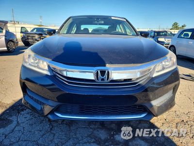 Piąte zdjęcie samochodu w środku: 2017 HONDA ACCORD LX VIN:1HGCR2F35HA190854 - miniatura