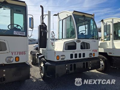 Czwarte zdjęcie samochodu z boku: 2018 AUTOCAR XSPOTTER YARD TRUCK VIN:516H4GF26JH225674 - miniatura