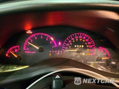 Zdjęcie 9 z 12 samochodu: 2002 PONTIAC GRAND PRIX SE VIN:1G2WK52J52F287413 - miniatura