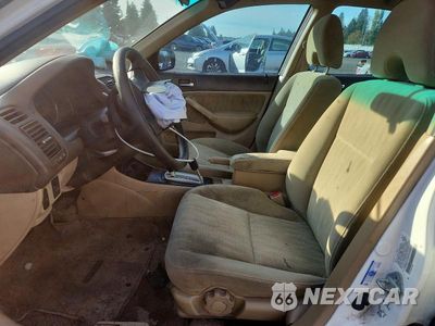 Zdjęcie 7 z 12 samochodu: 2005 HONDA CIVIC LX VIN:2HGES16565H598933 - miniatura