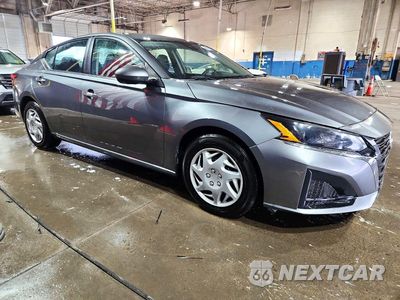 Czwarte zdjęcie samochodu z boku: 2023 NISSAN ALTIMA S VIN:1N4BL4BV1PN360039 - miniatura