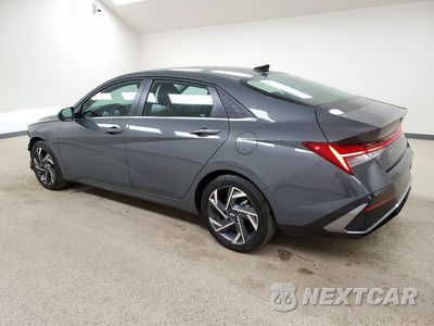 Drugie zdjęcie samochodu z przodu: 2025 HYUNDAI ELANTRA SEL VIN:KMHLS4DG5SU996280 - miniatura