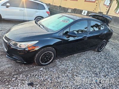 2018 CHEVROLET CRUZE LS 1G1BC5SM7J7201022 - główne zdjęcie licytacji z USA - miniatura