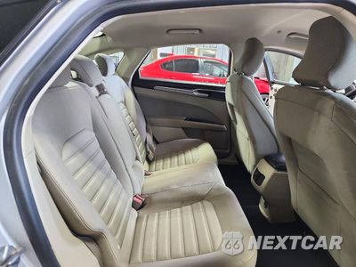 Zdjęcie 10 z 13 samochodu: 2019 FORD FUSION SE VIN:3FA6P0LU3KR206779 - miniatura