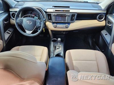 Zdjęcie 8 z 13 samochodu: 2015 TOYOTA RAV4 XLE VIN:2T3WFREV5FW186494 - miniatura