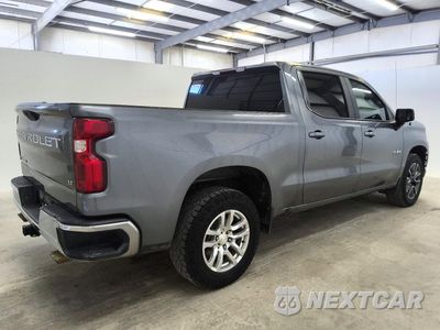 Trzecie zdjęcie samochodu z tyłu: 2020 CHEVROLET SILVERADO C1500 LT VIN:3GCPWCED6LG366653 - miniatura