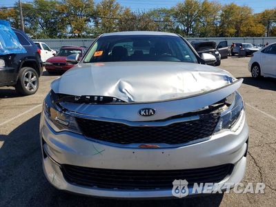 Piąte zdjęcie samochodu w środku: 2016 KIA OPTIMA LX VIN:5XXGT4L39GG023823 - miniatura
