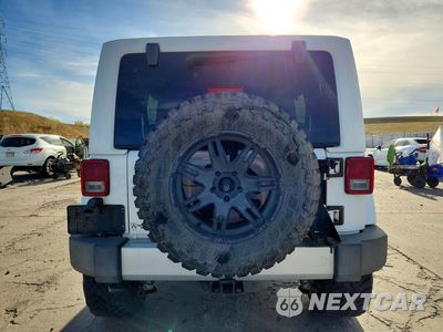 Zdjęcie 6 z 13 samochodu: 2012 JEEP WRANGLER UNLIMITED SAHARA VIN:1C4BJWEG6CL205341 - miniatura