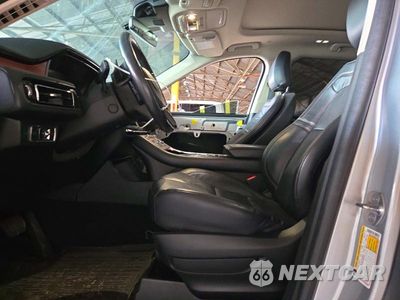 Zdjęcie 7 z 14 samochodu: 2022 LINCOLN AVIATOR RESERVE VIN:5LM5J7XC0NGL04769 - miniatura