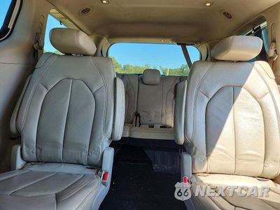 Zdjęcie 10 z 13 samochodu: 2017 CHRYSLER PACIFICA TOURING L VIN:2C4RC1BG6HR634073 - miniatura