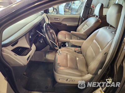 Zdjęcie 7 z 14 samochodu: 2016 TOYOTA SIENNA XLE 7-PASSENGER VIN:5TDDK3DC5GS133006 - miniatura