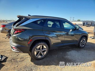 Trzecie zdjęcie samochodu z tyłu: 2026 HYUNDAI TUCSON SEL VIN:5NMJBCDE8TH677100 - miniatura