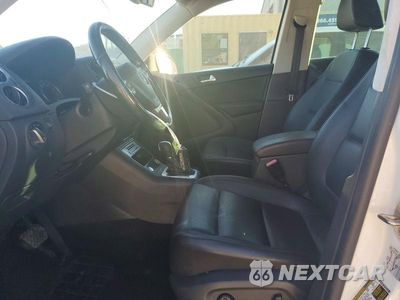 Zdjęcie 7 z 13 samochodu: 2016 VOLKSWAGEN TIGUAN S VIN:WVGAV7AX4GW589874 - miniatura