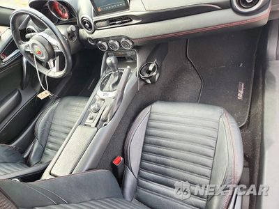 Zdjęcie 8 z 12 samochodu: 2019 FIAT 124 SPIDER CLASSICA VIN:JC1NFAEK6K0141725 - miniatura