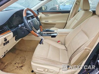 Zdjęcie 7 z 12 samochodu: 2014 LEXUS ES 300H VIN:JTHBW1GG6E2075859 - miniatura