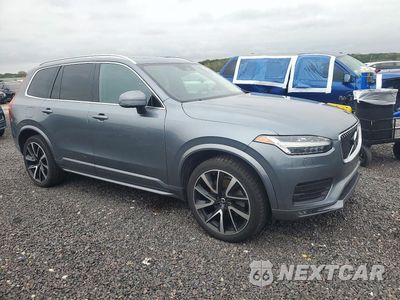 Czwarte zdjęcie samochodu z boku: 2020 VOLVO XC90 T6 MOMENTUM VIN:YV4A22PK2L1582163 - miniatura