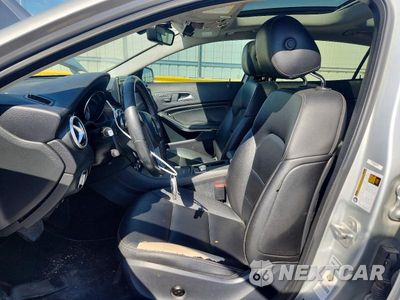 Zdjęcie 7 z 13 samochodu: 2015 MERCEDES-BENZ GLA 250 VIN:WDCTG4EB8FJ136917 - miniatura