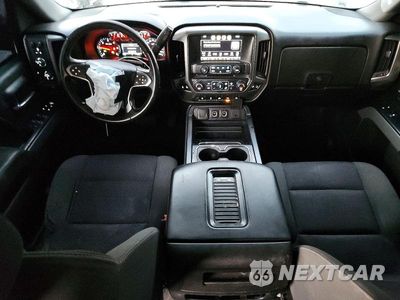 Zdjęcie 8 z 12 samochodu: 2018 CHEVROLET SILVERADO K1500 LT VIN:3GCUKREC8JG289869 - miniatura