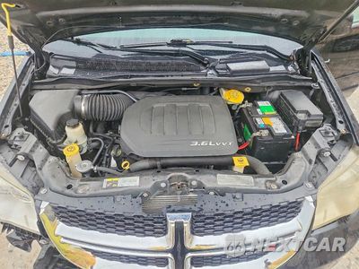 Zdjęcie 11 z 12 samochodu: 2017 DODGE GRAND CARAVAN SXT VIN:2C4RDGCG5HR857977 - miniatura