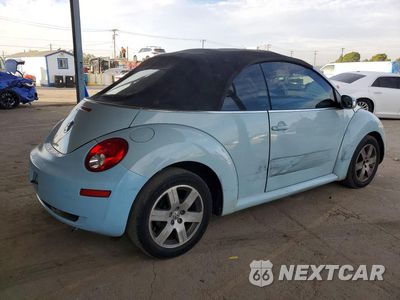 Trzecie zdjęcie samochodu z tyłu: 2006 VOLKSWAGEN NEW BEETLE CONVERTIBLE VIN:3VWPF31Y96M307785 - miniatura