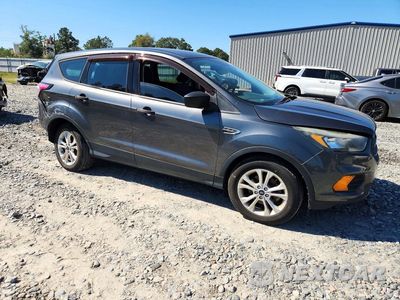 Czwarte zdjęcie samochodu z boku: 2018 FORD ESCAPE S VIN:1FMCU0F75JUA06811 - miniatura