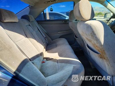 Zdjęcie 10 z 12 samochodu: 2004 TOYOTA CAMRY LE VIN:JTDBE32K340255273 - miniatura