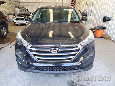 Piąte zdjęcie samochodu w środku: 2016 HYUNDAI TUCSON SE VIN:KM8J3CA45GU100303 - miniatura