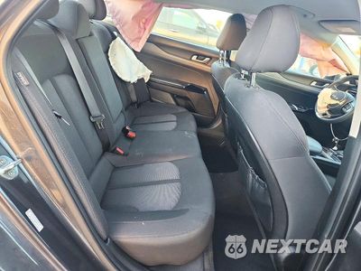 Zdjęcie 10 z 12 samochodu: 2023 KIA K5 LXS VIN:5XXG14J23PG177167 - miniatura