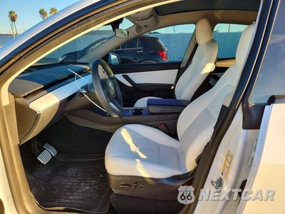 Zdjęcie 7 z 13 samochodu: 2022 TESLA MODEL Y VIN:7SAYGDEF7NF488622 - miniatura