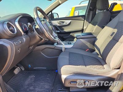Zdjęcie 7 z 13 samochodu: 2019 CHEVROLET BLAZER 2LT VIN:3GNKBGRS2KS607374 - miniatura
