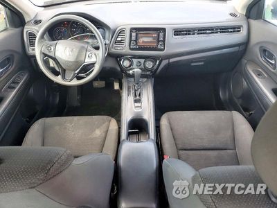 Zdjęcie 8 z 13 samochodu: 2020 HONDA HR-V LX VIN:3CZRU6H3XLG700678 - miniatura