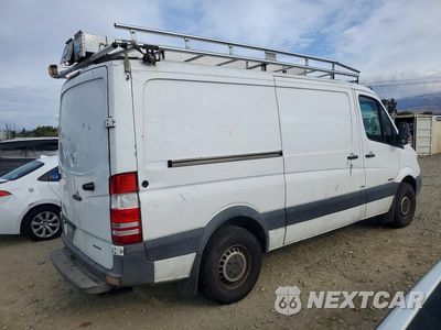 Trzecie zdjęcie samochodu z tyłu: 2014 MERCEDES-BENZ SPRINTER 2500 VIN:WD3PE7CC1E5849914 - miniatura