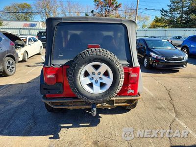Zdjęcie 6 z 12 samochodu: 2002 JEEP WRANGLER / TJ SE VIN:1J4FA29P92P751878 - miniatura