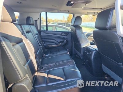 Zdjęcie 11 z 13 samochodu: 2018 CHEVROLET SUBURBAN K1500 LT VIN:1GNSKHKC0JR202236 - miniatura