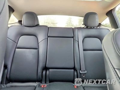 Zdjęcie 10 z 13 samochodu: 2023 TESLA MODEL Y VIN:7SAYGDEE4PF859861 - miniatura